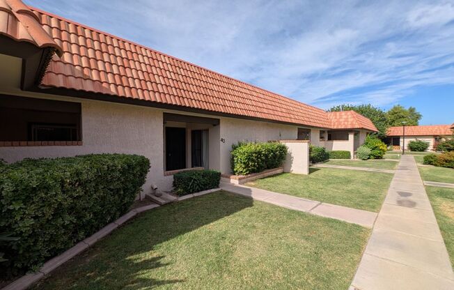 2 Bedroom Condo Unit in the Colonia Coronita Chandler Townhomes Community Near E Chandler Rd and N Cooper Rd!