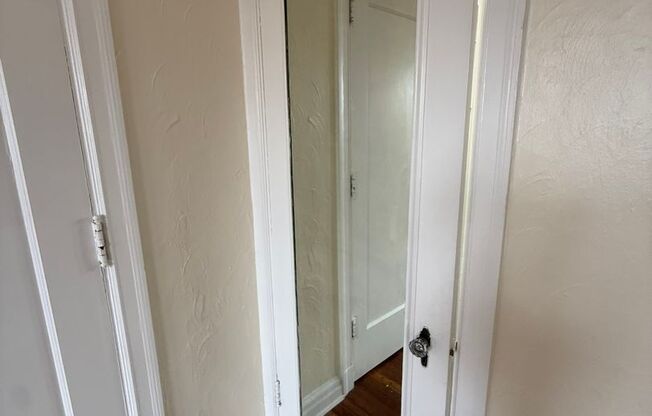 2 beds, 2 baths, 1,303 sqft, $2,400, Unit New King Edward  201