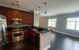 401 13th St. NE #208