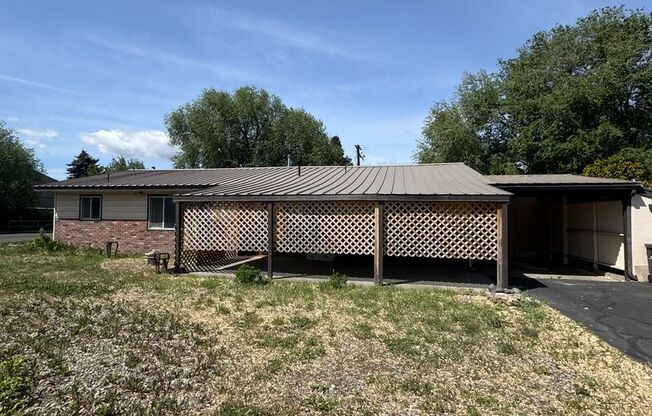 Spacious Home Near Hospital
