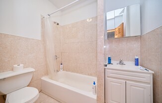 331 W 43 ST
