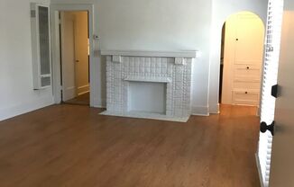 1 bed, 1 bath, $1,925, Unit 119#542-1