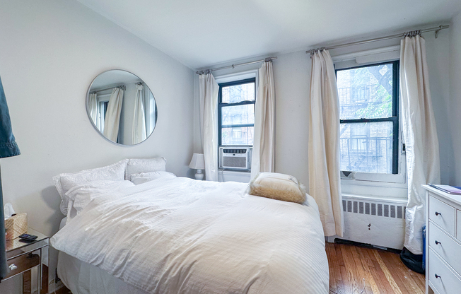 315 E 5 ST