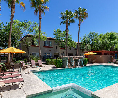 Hot Tub And Swimming Pool at Canyon Ridge Apartments, Surprise, AZ, 85378