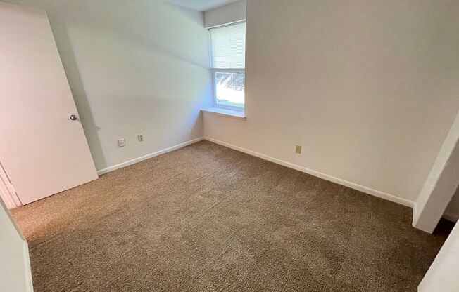 2 beds, 1 bath, $1,450