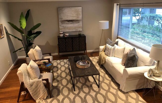 2 beds, 1.5 baths, 1,000 sqft, $3,595, Unit 08