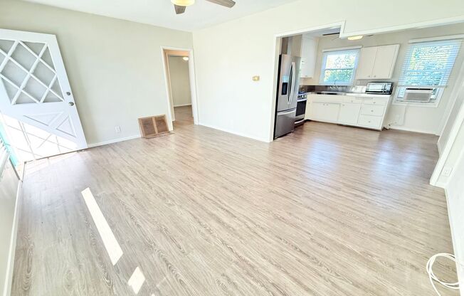 Charming Lakewood 2-Bedroom Home with Huge Backyard & Garage