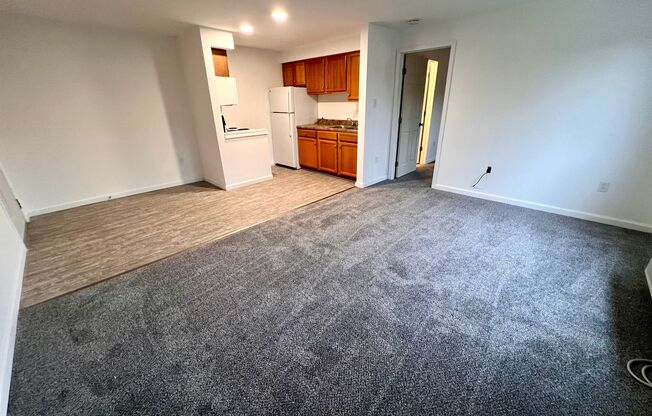 1 bed, 1 bath, 600 sqft, $750, Unit #6