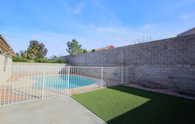 Gorgeous 3Bed/2Bath, 1-Story Home w/ Private Pool located in the Henderson