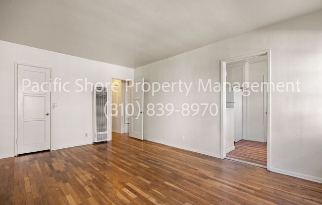 3211 W 73rd St Apartments