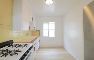 4026-4032 Kansas Street