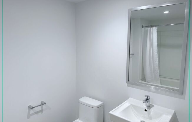 Studio, 1 bath, 538 sqft, $1,900, Unit 306