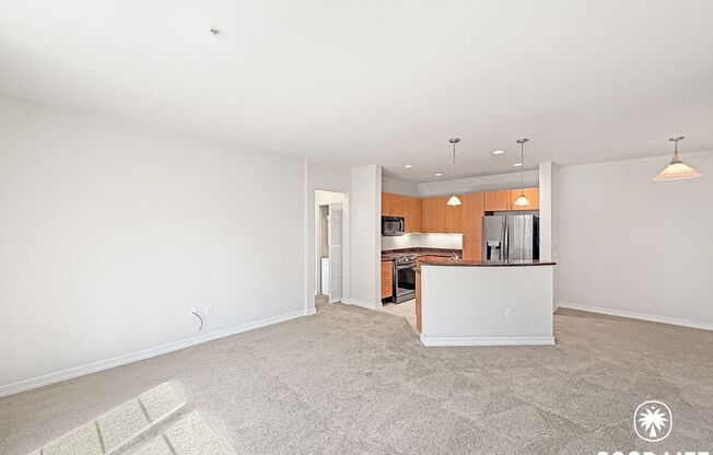 SD: Walkable Downtown San Diego 2BD/2BA Condo w/ 2 Reserved Parking Spaces & Community Fitness Center!