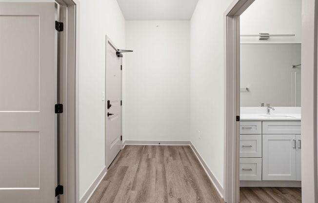 2 beds, 2 baths, 1,649 sqft, $2,785, Unit 833 W Main St #205