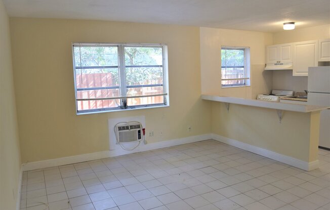 1 bed, 1 bath, 650 sqft, $1,400, Unit 180-04