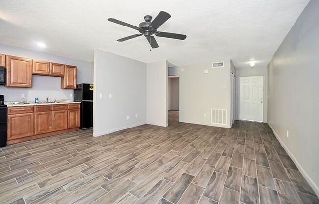 1 bed, 1 bath, $1,225