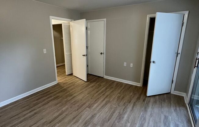 1BR/1Bath, $900 Monthly, 12-month leases, No Pets, W/D Hook-Up, One Vehicle per renter.