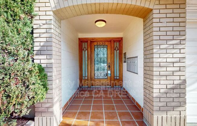 3330 Broderick St.