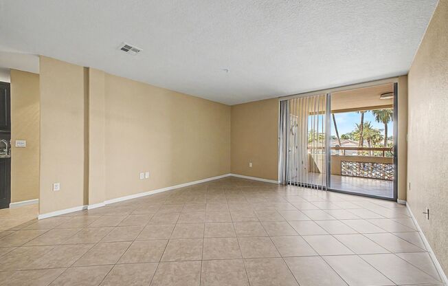 4200 N Miller Rd #408 - 2 Bedroom, 2 Bath Condo in the heart of Scottsdale!