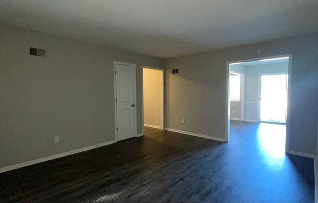 8036 Campbell St, Kansas City, MO 64131  -2 bedroom / 1 bath apartment in a 4 plex building - $825 + $25 water fee -Ready NOW
