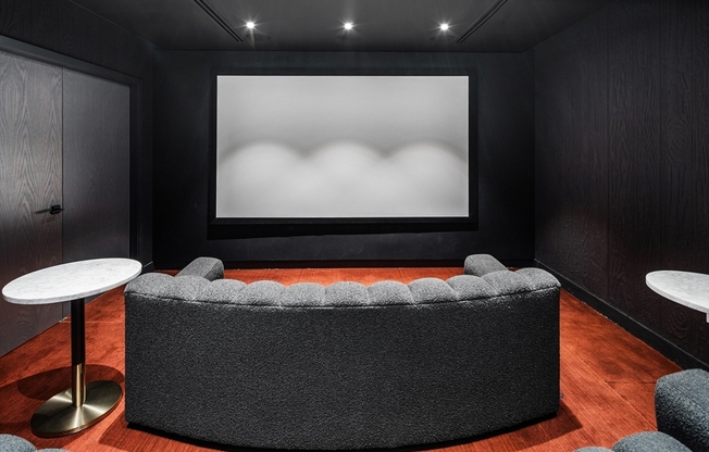 Studio, 1 bath, 537 sqft, $3,900, Unit 301