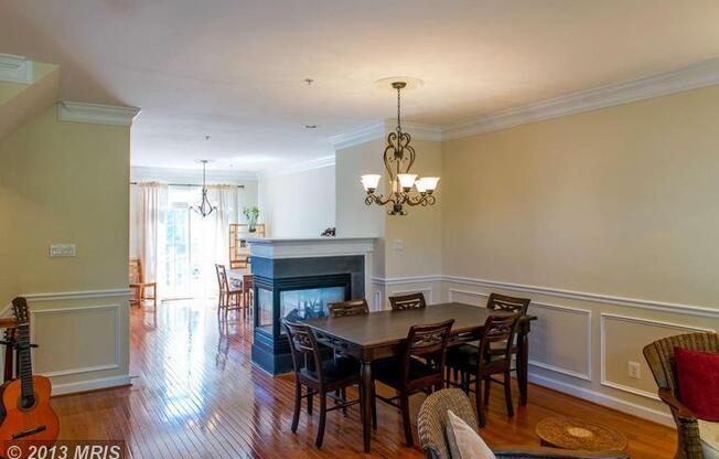 Beautiful 3 BR, 2 FB+2HB townhouse in King Farm area. 2 car garage