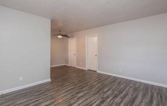 1 bed, 1 bath, 605 sqft, $899