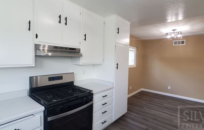 Three Bedroom Home In Santa Maria! Month to Month Tenancy