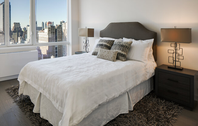 1 bed, 1 bath, 705 sqft, $6,305, Unit 22D
