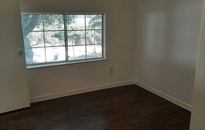 2 beds, 1 bath, 1,200 sqft, $2,000, Unit Unit A