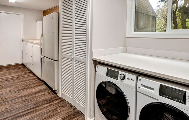 4 beds, 2 baths, $3,500