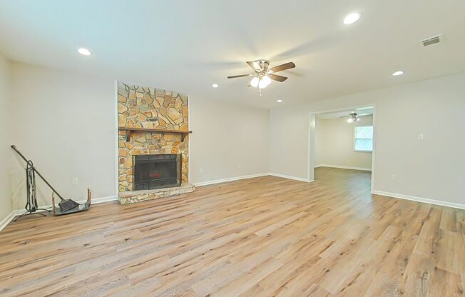Cute Ranch in Columbia County!