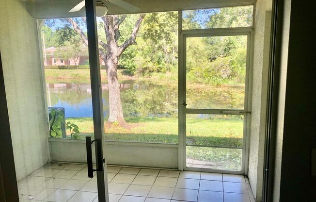 GORGEOUS 2BR/2.5BA Gated Tampa Townhome Close To USF and I-75!