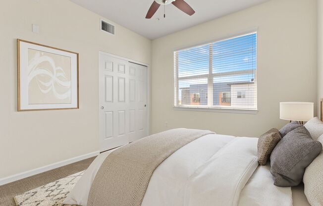 3 beds, 2 baths, 1,263 sqft, $1,930, Unit 243