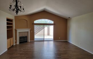 3 beds, 2 baths, $3,250