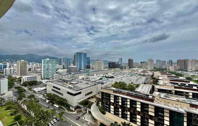 2 beds, 2 baths, $3,800, Unit 1350 Ala Moana