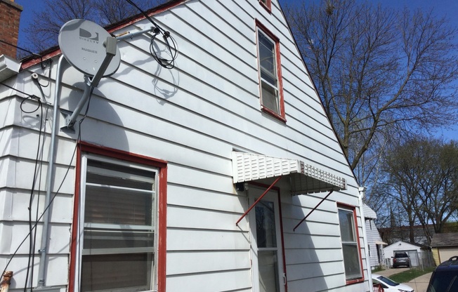 3 Bedroom Single Family Home
