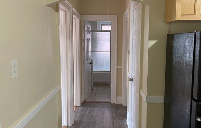 98-100 Mountford St.