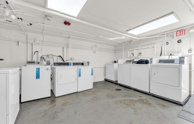 Studio, 1 bath, $1,895, Unit 123