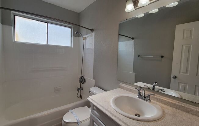 2 beds, 2 baths, 1,000 sqft, $2,650, Unit B44