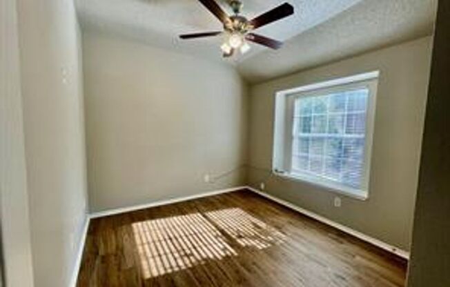 3 beds, 2 baths, $1,950