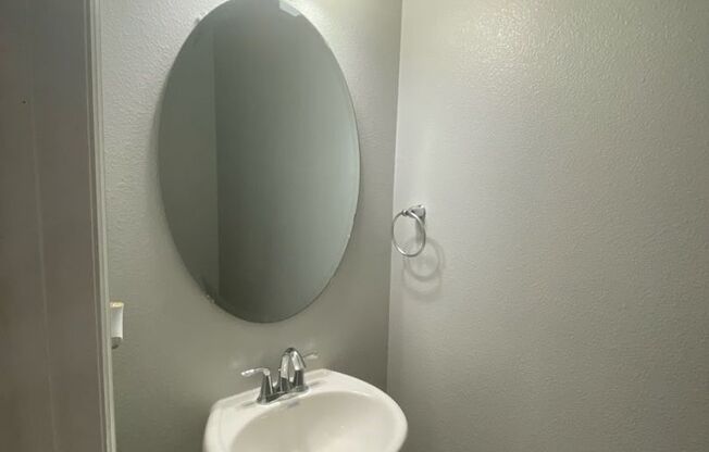 3 Bedroom 2.5 Bath Townhouse in Eden at Crossprairie for RENT!