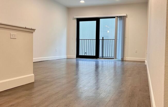 1 bed, 1 bath, 453 sqft, $2,195, Unit 410-201