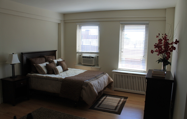 Studio, 1 bath, 487 sqft, $2,100, Unit 212