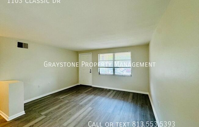 1103 CLASSIC DR