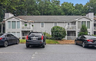1806 AUGUSTA DR SE