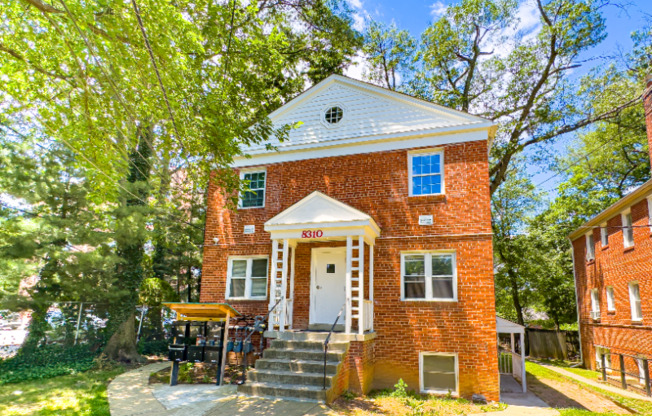 8310 FLOWER AVE