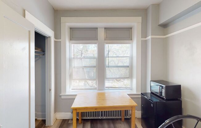 Studio, , 118 sqft, $1,100, Unit 6