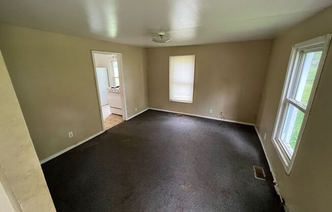 Cozy and Pet-Friendly Home in Muncie!