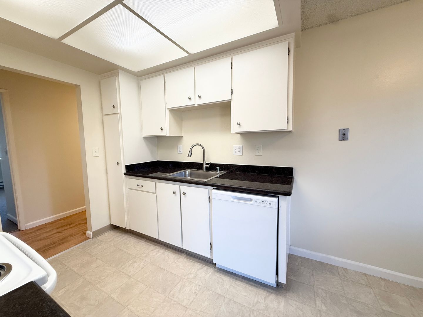 Shadow Creek Apartments